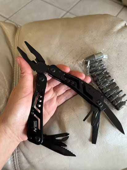 24 in 1 Survival Multitool